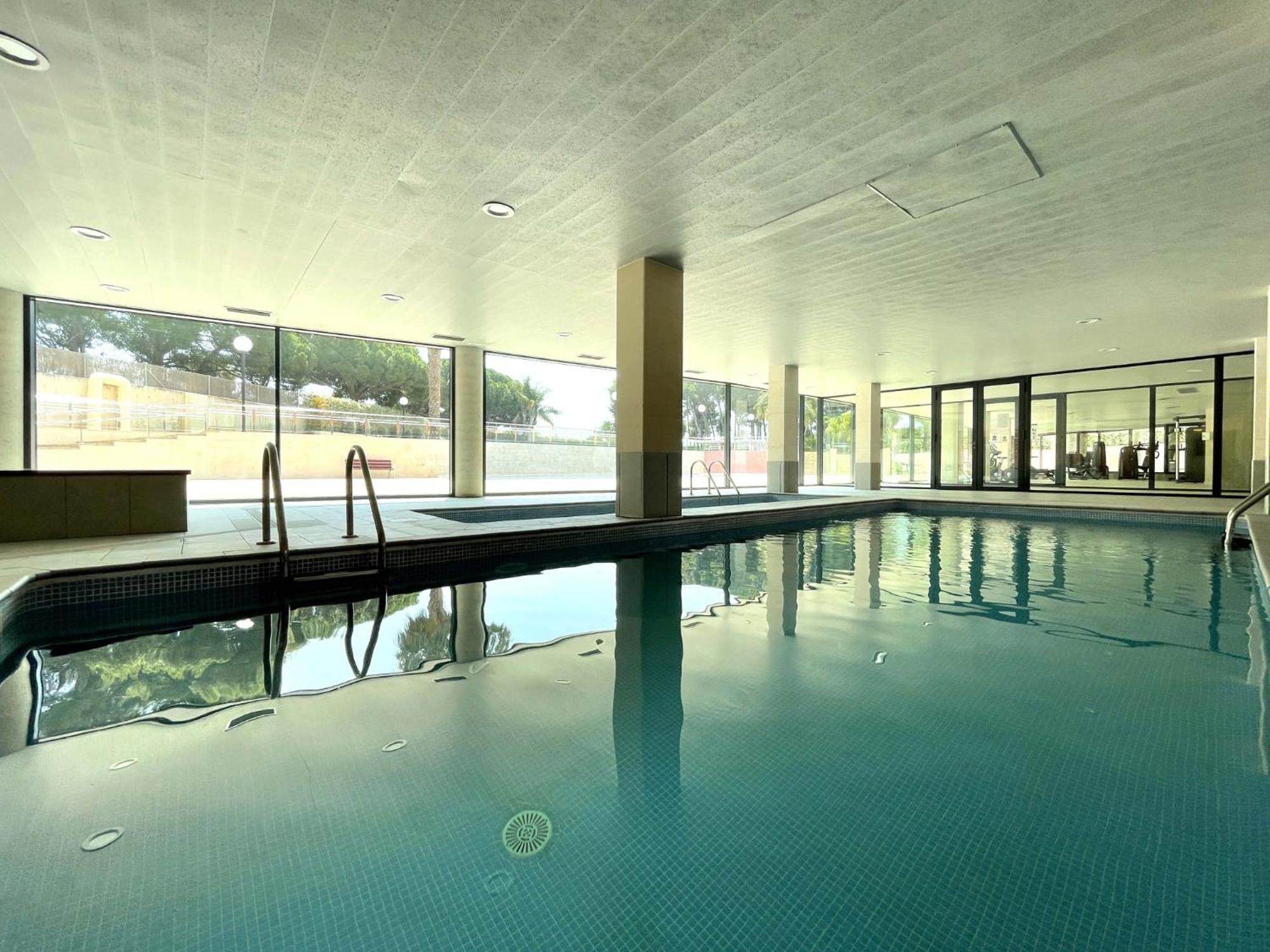Luxurycambrils Resort&Spa Ngoại thất bức ảnh